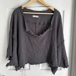 WE THE FREE Oversized Distressed Waffle Knit Top Charcoal Gray L G